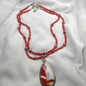 Elegant Red Beaded Necklace with Teardrop Pendant